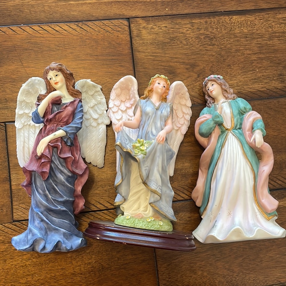 Angels - Picture 3 of 5